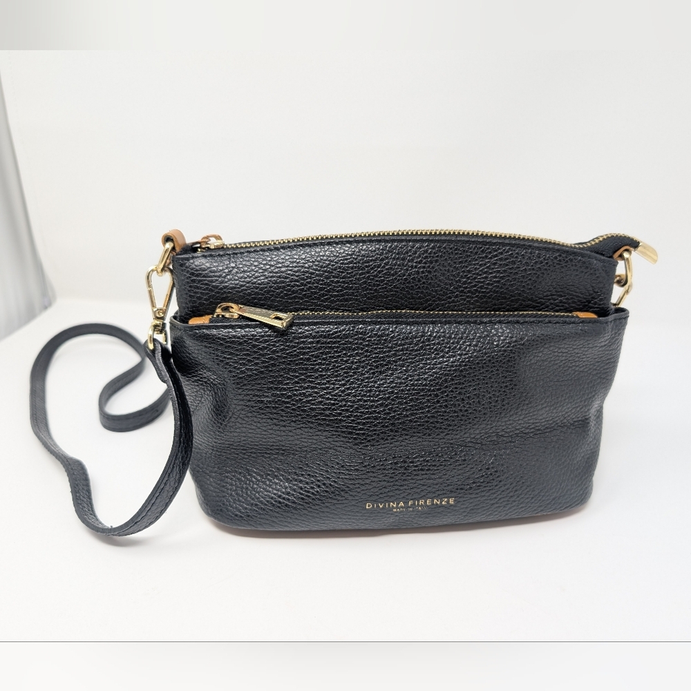 Divina Firenze Pebbled Leather Crossbody Purse